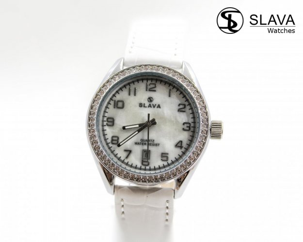 Dámské elegantní hodinky SLAVA s kamínky SWAROWSKI a bílým řemínkem SLAVA 10106